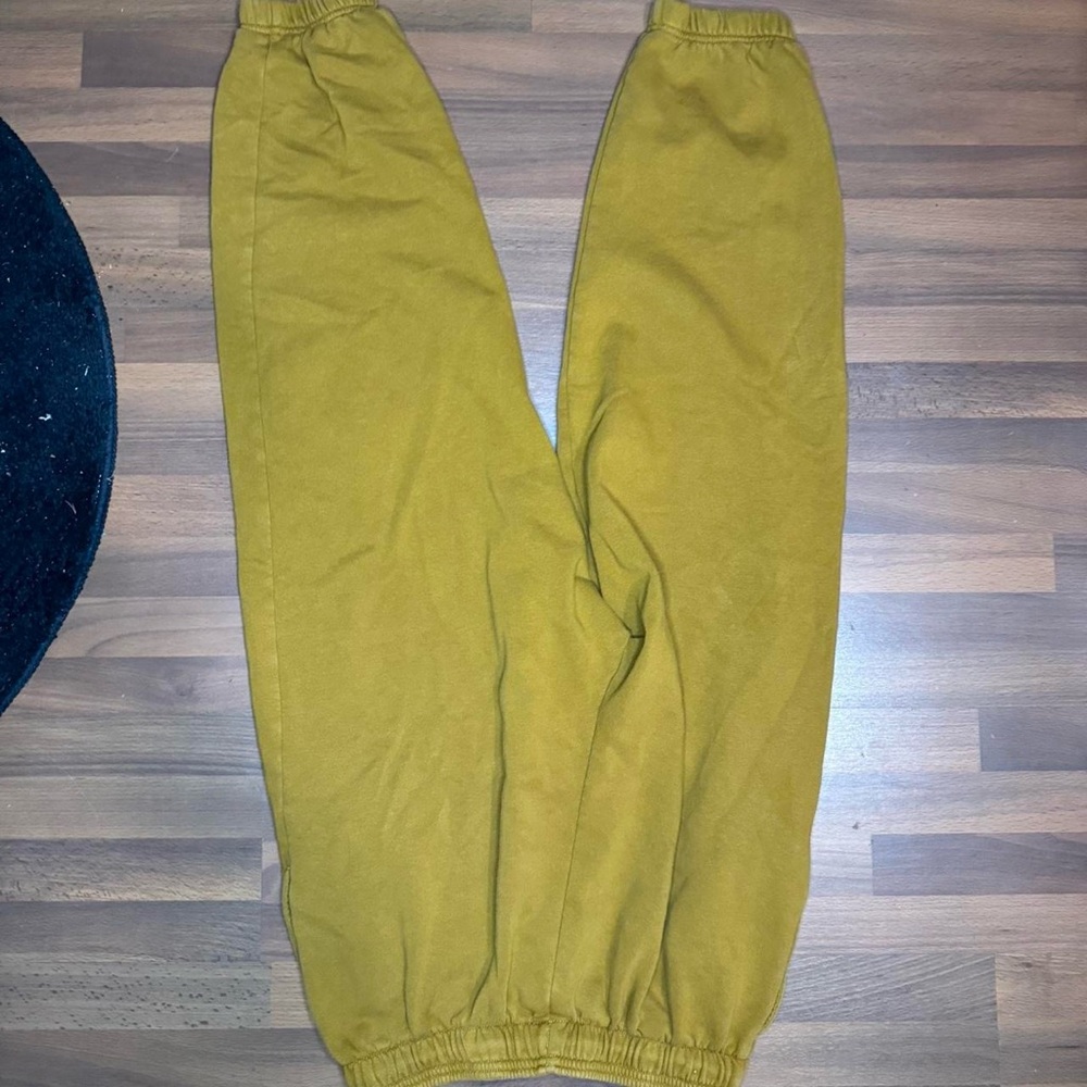 Orange dsg sweats size M